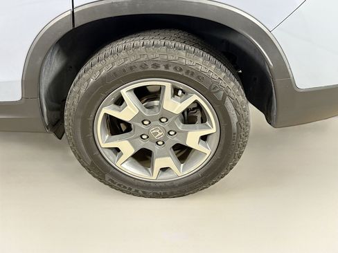 Certified 2023 Honda Passport TrailSport image 38