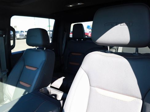 Used 2025 GMC Sierra 1500 AT4 w/ Technology Package image 16