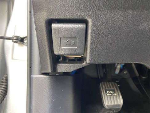 Used 2022 Toyota 4Runner SR5 image 29