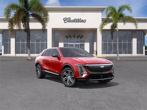 New 2025 Cadillac Lyriq Luxury image 1