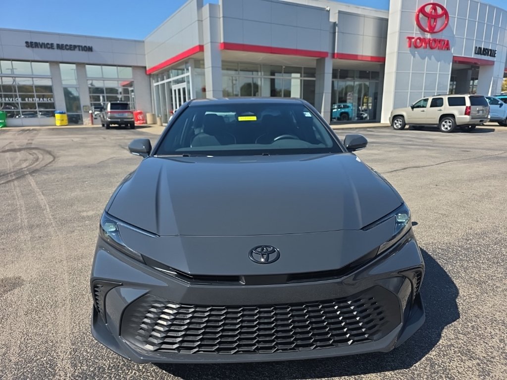 Certified 2026 Toyota Camry SE w/ Convenience Package FWD image 2