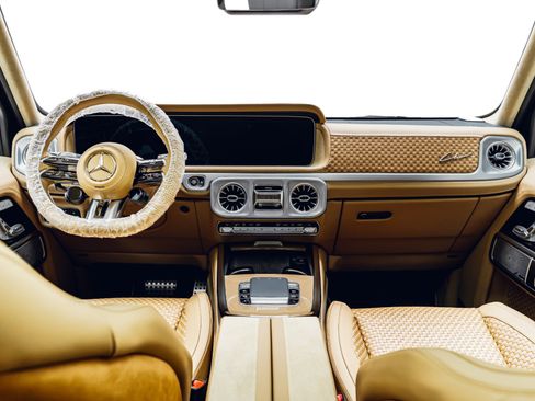 Used 2026 Mercedes-Benz G 63 AMG 4MATIC image 31