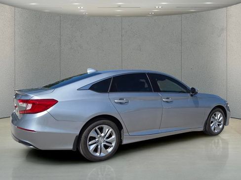 Used 2020 Honda Accord LX image 4