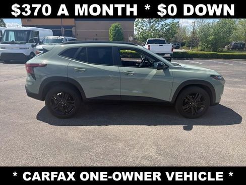 Used 2025 Chevrolet Trax ACTIV w/ Sunroof Package FWD image 6