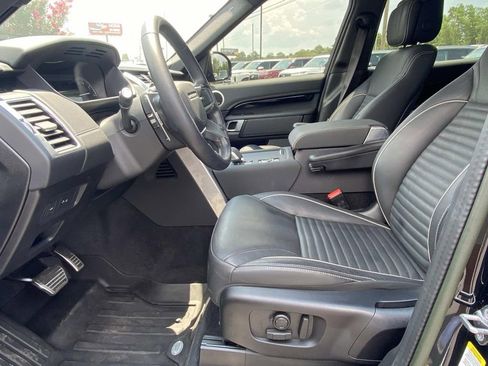 Used 2023 Land Rover Discovery S R-Dynamic image 14