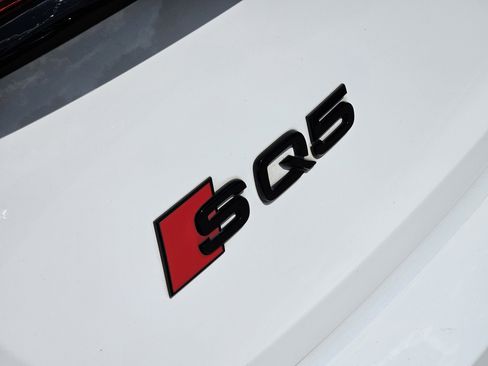 Used 2023 Audi SQ5 Premium Plus image 8