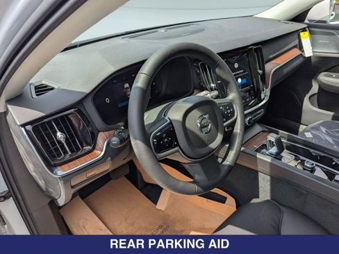 Used 2026 Volvo V60 B5 Cross Country Plus w/ Protection Package Premier AWD/4WD image 8