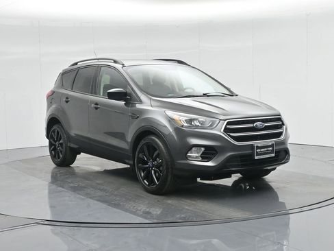 Used 2019 Ford Escape SE image 57