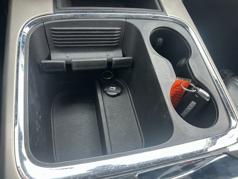 Used 2018 RAM 2500 Laramie w/ Protection Group image 31