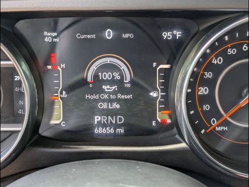 Used 2022 Jeep Wrangler Unlimited Sport AWD/4WD image 10