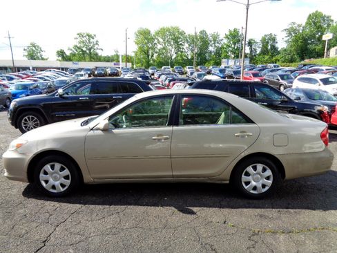 Used 2003 Toyota Camry LE image 8
