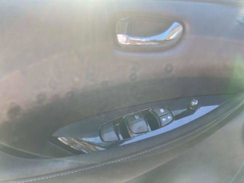 Certified 2024 Nissan Leaf SV Plus image 17