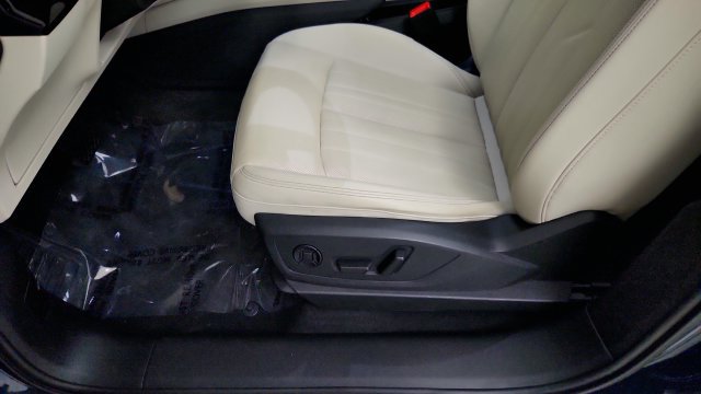 Used 2024 Audi Q8 e-tron Premium Plus w/ Premium Plus Package AWD/4WD image 48