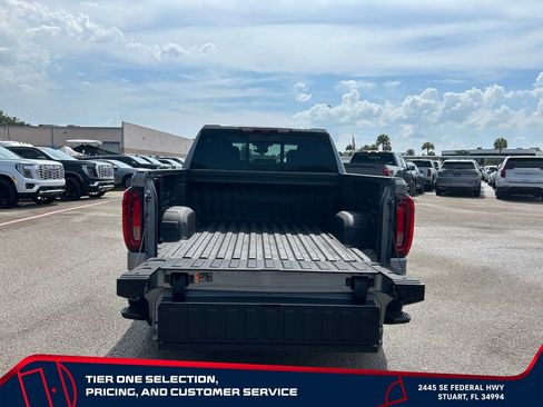 Used 2024 GMC Sierra 1500 Denali AWD/4WD image 10