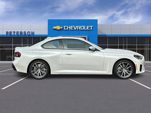 Used 2025 BMW 230i xDrive Coupe w/ Convenience Package AWD/4WD image 3