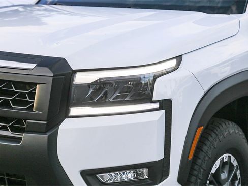New 2026 Nissan Frontier PRO-4X image 4
