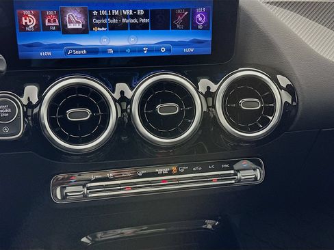 Used 2026 Mercedes-Benz GLA 250 image 16