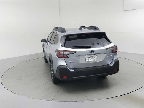 New 2025 Subaru Outback Premium image 8