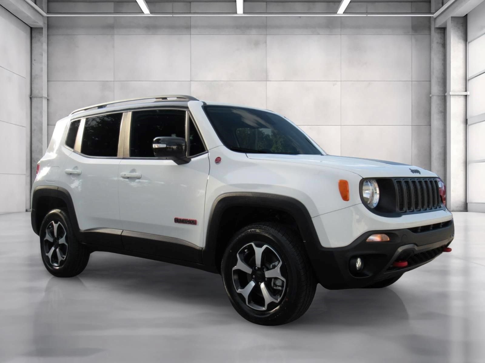 Certified 2022 Jeep Renegade Trailhawk AWD/4WD image 1