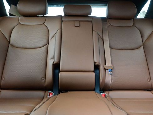 New 2026 Genesis GV70 2.5T Advanced image 10