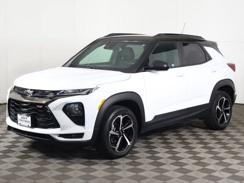 Used 2022 Chevrolet TrailBlazer RS w/ Convenience Package AWD/4WD image 8