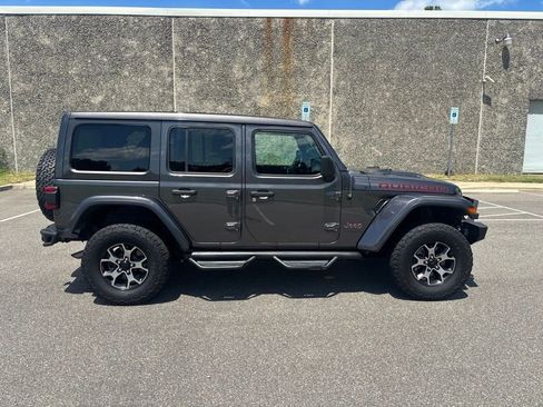 Used 2019 Jeep Wrangler Unlimited Rubicon w/ LED Lighting Group AWD/4WD image 8
