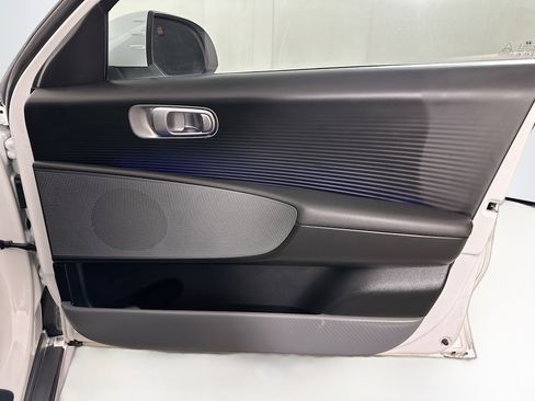 Used 2024 Hyundai Ioniq 6 SEL image 32