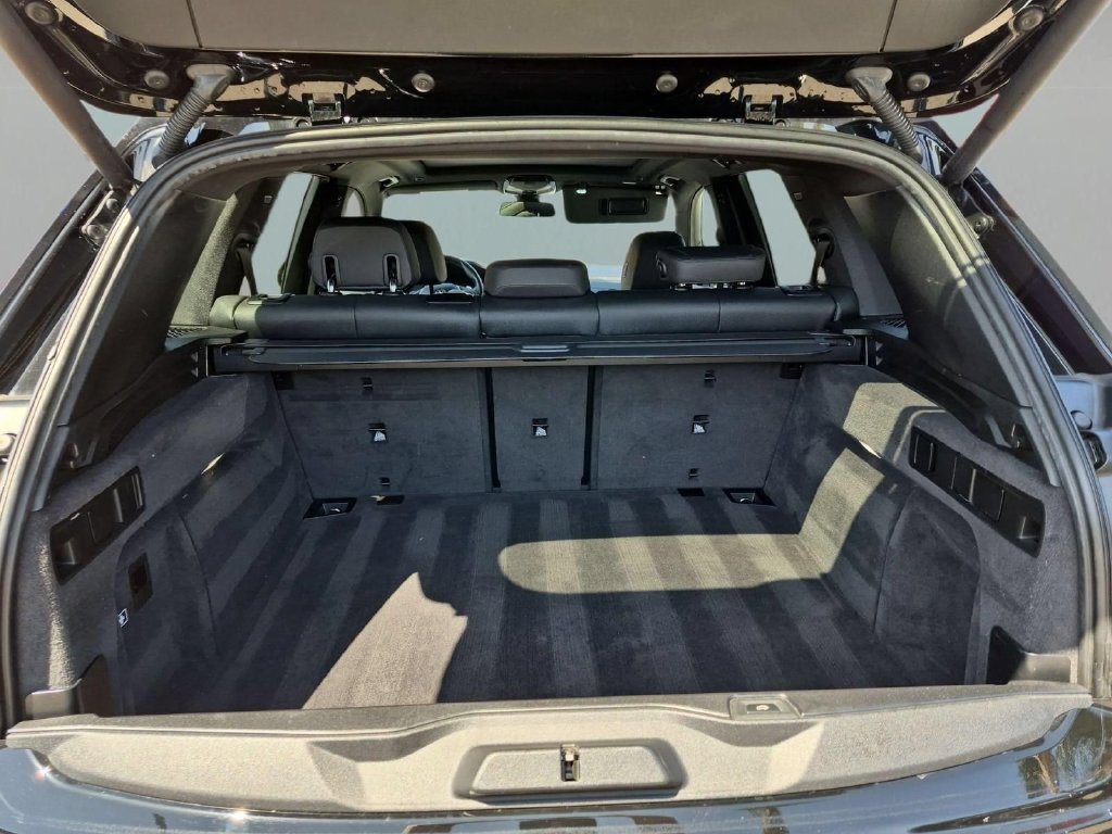 Used 2020 BMW X5 xDrive40i w/ Parking Assistance Package AWD/4WD image 26