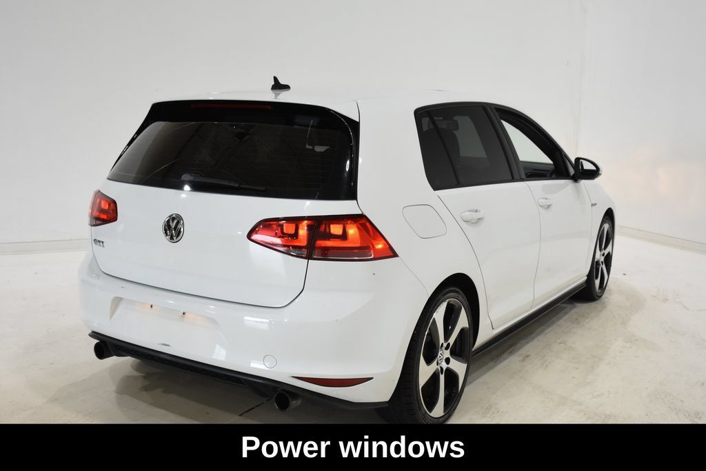 Used 2015 Volkswagen GTI SE FWD image 5