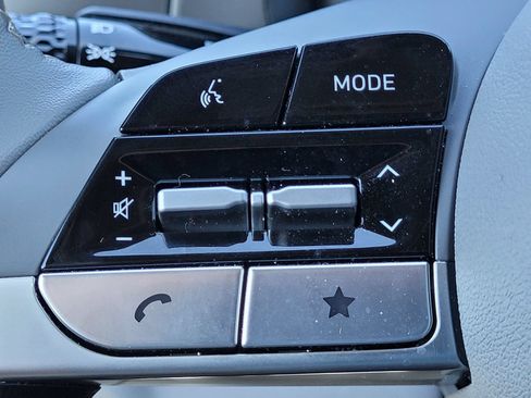 Certified 2026 Hyundai Elantra SEL Sport Premium FWD image 24