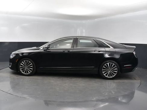 Used 2018 Lincoln MKZ Select w/ Select Plus Package AWD/4WD image 3