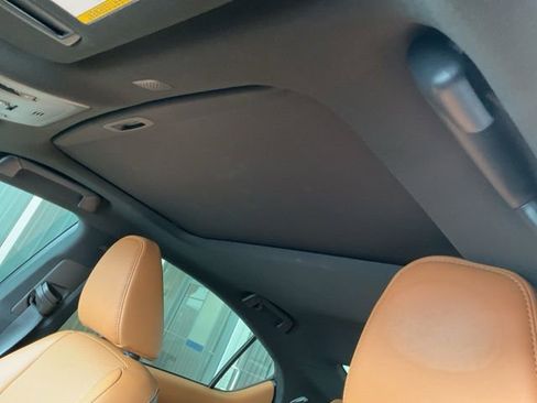 Used 2025 Lexus IS 350 F Sport RWD image 7