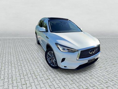 Certified 2025 INFINITI QX50 Luxe w/ Cargo Package AWD/4WD image 2