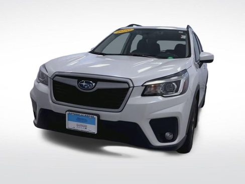 Used 2020 Subaru Forester Premium AWD/4WD image 3