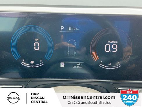 Used 2025 Hyundai Kona SEL AWD/4WD image 21