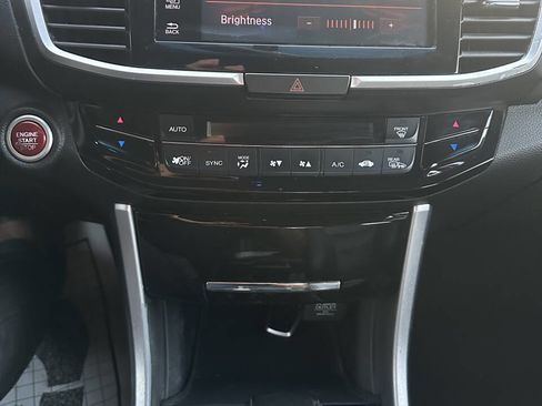 Used 2016 Honda Accord EX-L image 26