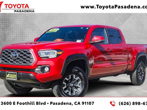 Used 2023 Toyota Tacoma TRD Off-Road image 1