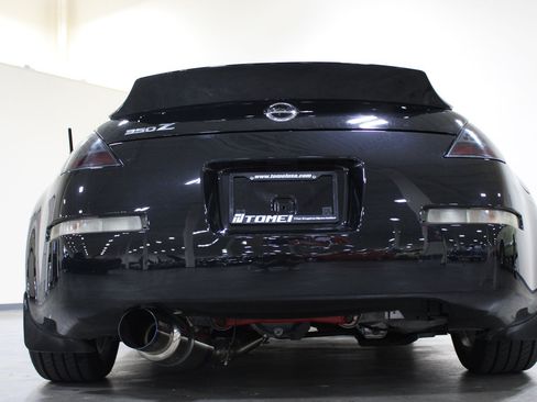 Used 2007 Nissan 350Z Touring w/ Cargo Convenience Pkg RWD image 5