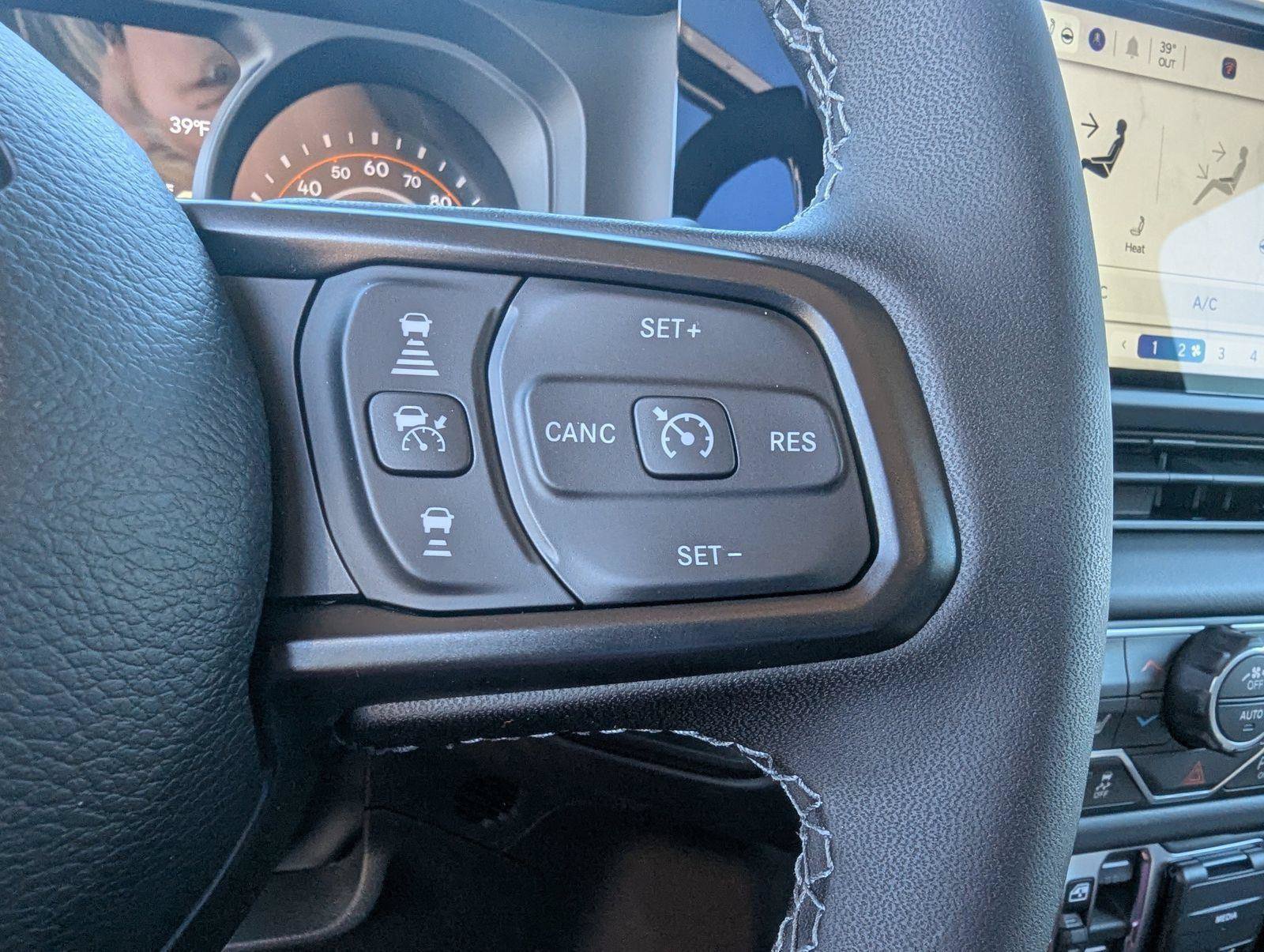 New 2026 Jeep Gladiator Rubicon w/ Safety Group AWD/4WD image 19
