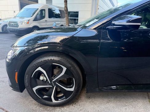 Certified 2024 Kia EV6 GT-Line AWD/4WD image 8
