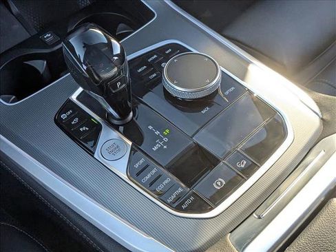 Used 2021 BMW X5 xDrive40i w/ Premium Package image 15