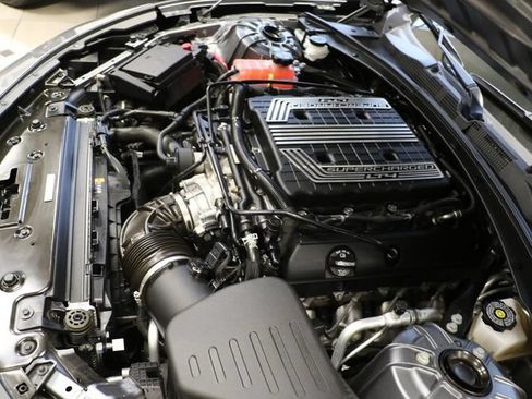Used 2021 Chevrolet Camaro ZL1 RWD image 16