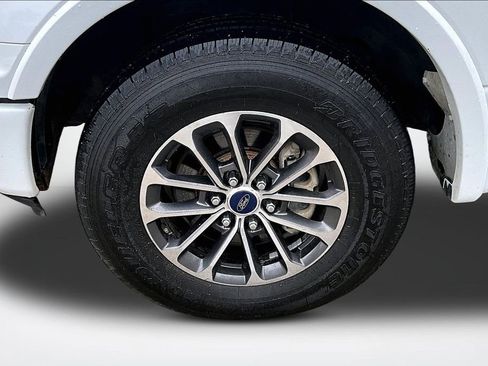 Used 2019 Ford F150 XLT w/ Equipment Group 302A Luxury image 34