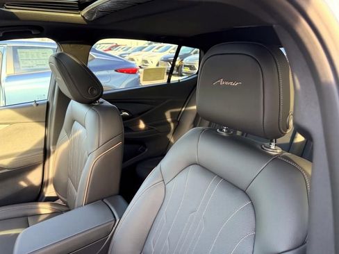 New 2026 Buick Envista Avenir image 10