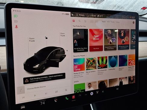 Used 2020 Tesla Model 3 Standard Range Plus image 16