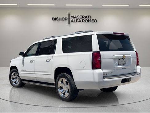 Used 2018 Chevrolet Suburban Premier AWD/4WD image 3