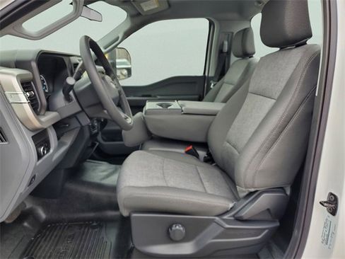 New 2025 Ford F450 XL w/ XL Chrome Package image 14