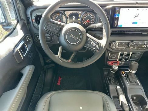 New 2025 Jeep Gladiator Mojave w/ Safety Group image 11