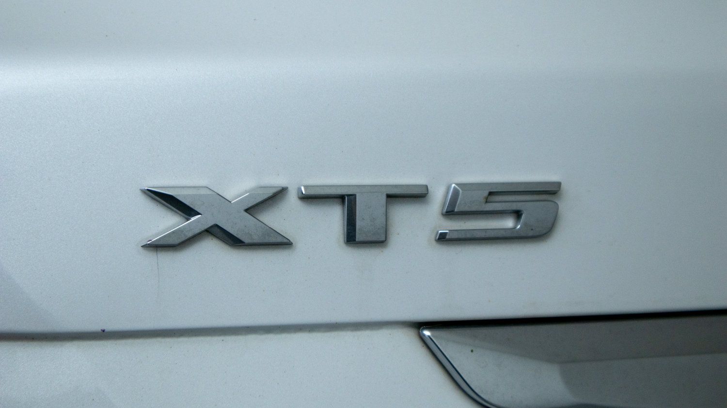 Used 2025 Cadillac XT5 Premium Luxury w/ LPO, Floor Liner Package AWD/4WD image 32