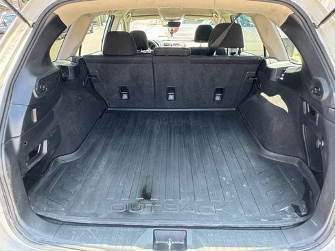 Used 2018 Subaru Outback 2.5i AWD/4WD image 19